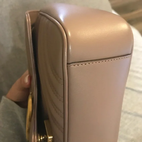 Gucci GG Marmont Matelasse shoulder bag - Picture 9 of 13